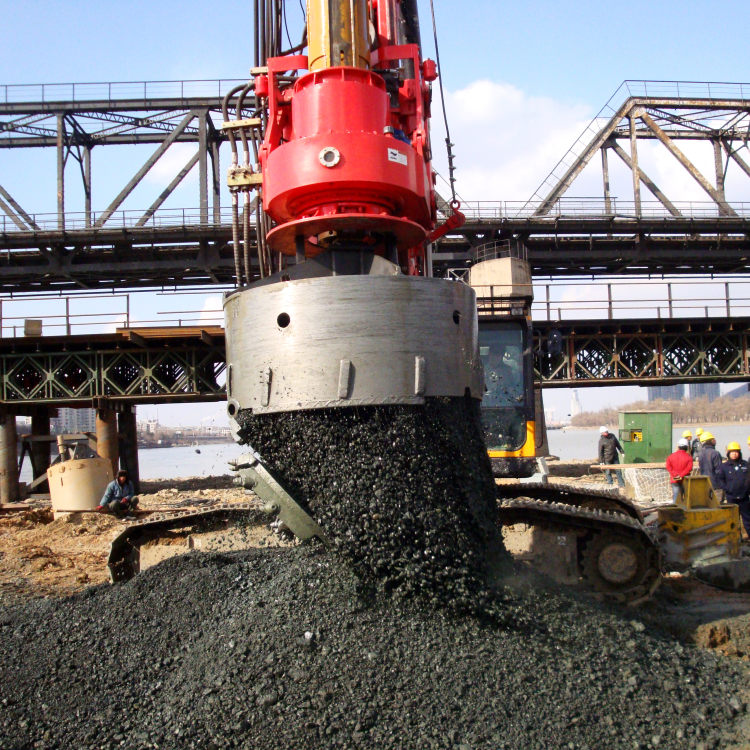 2m撈砂斗入強風化凝灰巖